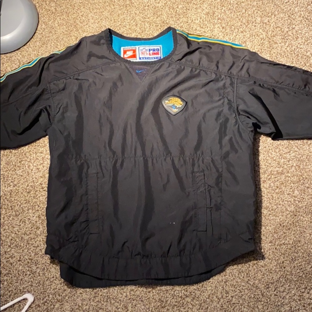 Nike men’s large pro line nfl wind breaker